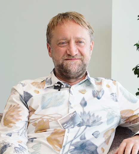 Dr Lee Thornton discussing IP Group portfolio company Intrinsic